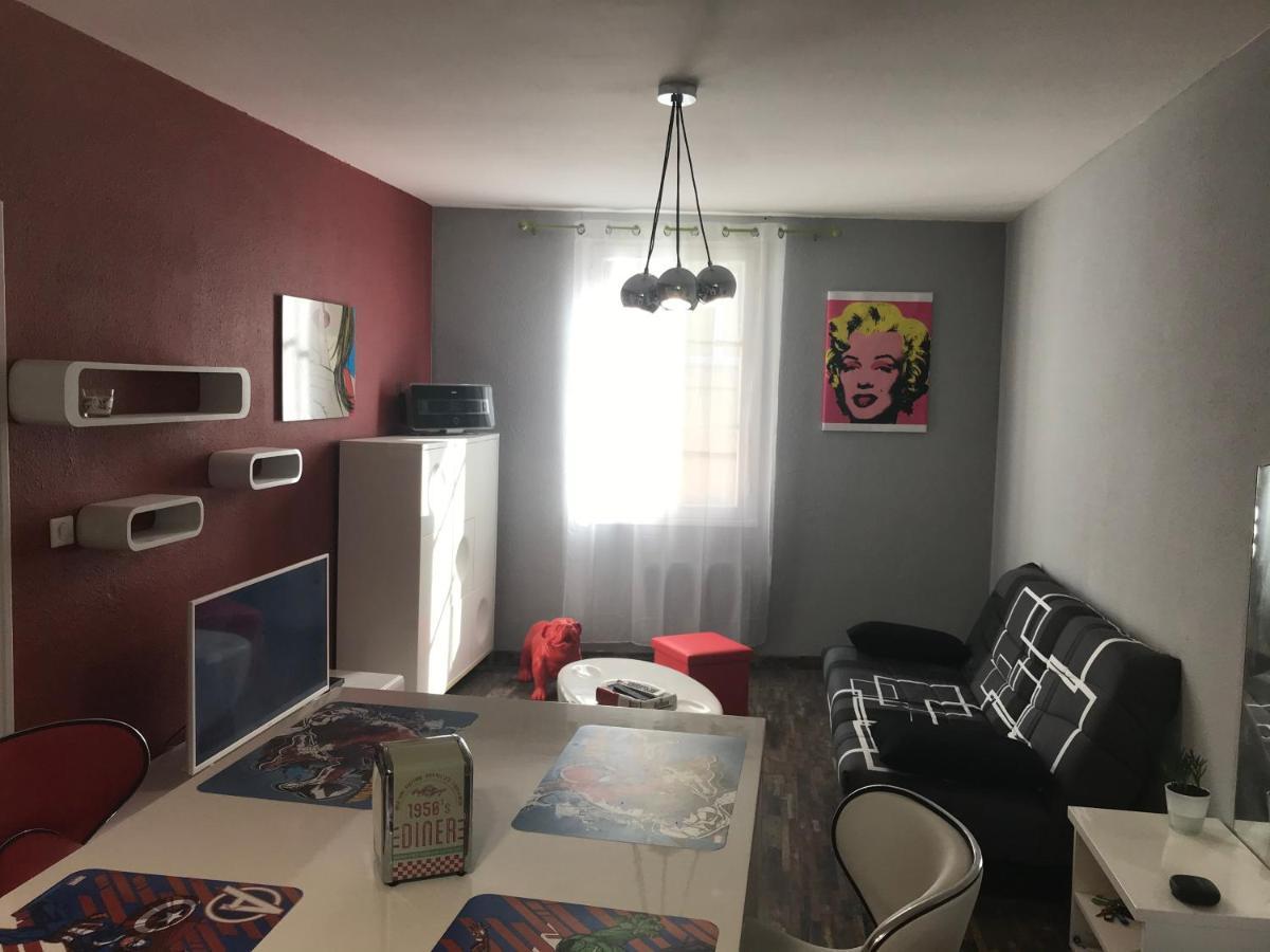 Appartement Style Pop Art Avec Garage Centre Historique Beziers Bagian luar foto