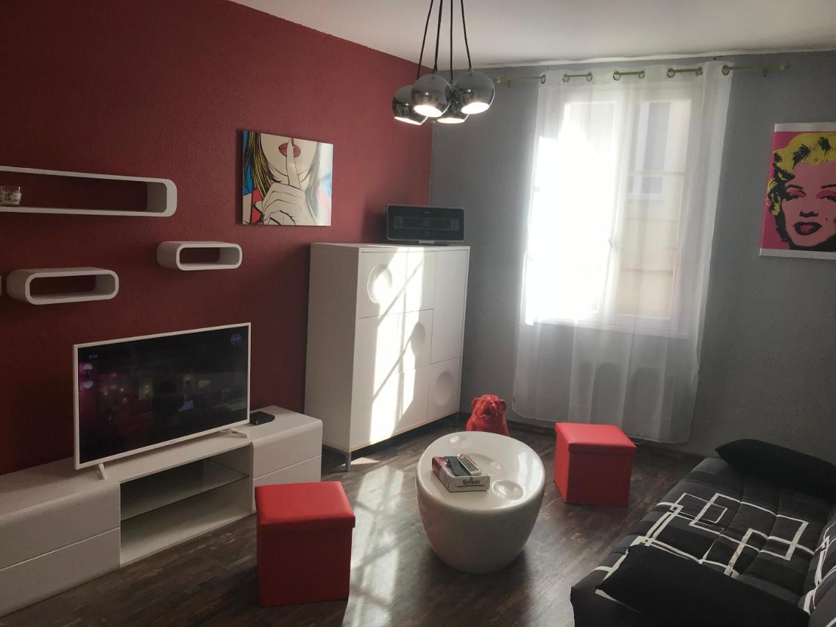 Appartement Style Pop Art Avec Garage Centre Historique Beziers Bagian luar foto